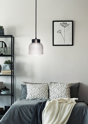 Lampa wisząca Liverpool szklana do kuchni i jadalni pojedyncza E27 15 cm
